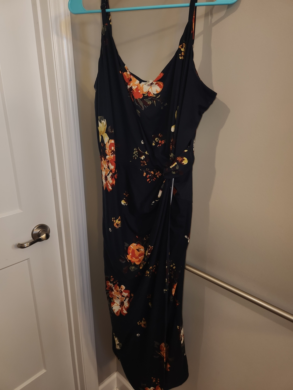 nine britton Navy Floral Midi Slip Dress